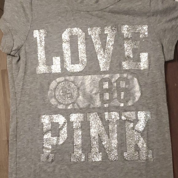 Victoria secret Pink t-shirt - Picture 1 of 3